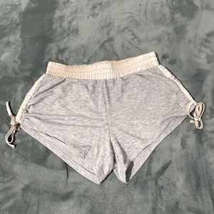 Victoria’s Secret, Size: x-small, light grey and cream